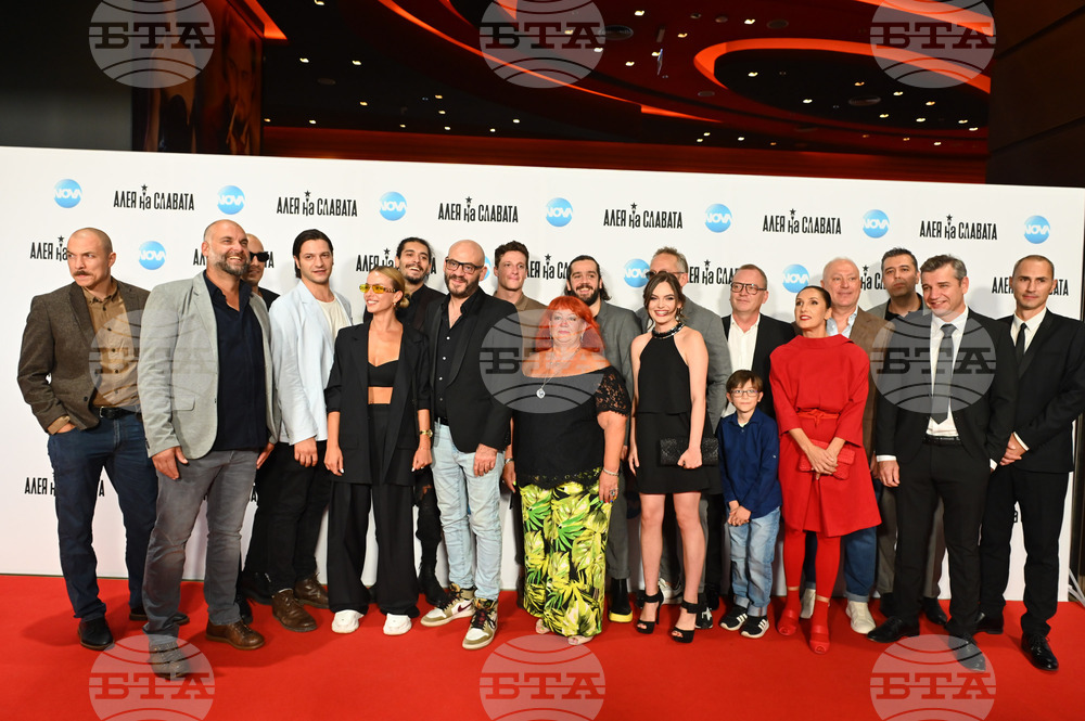 „Алея на славата“ отбеляза началото на сериала с гала премиера