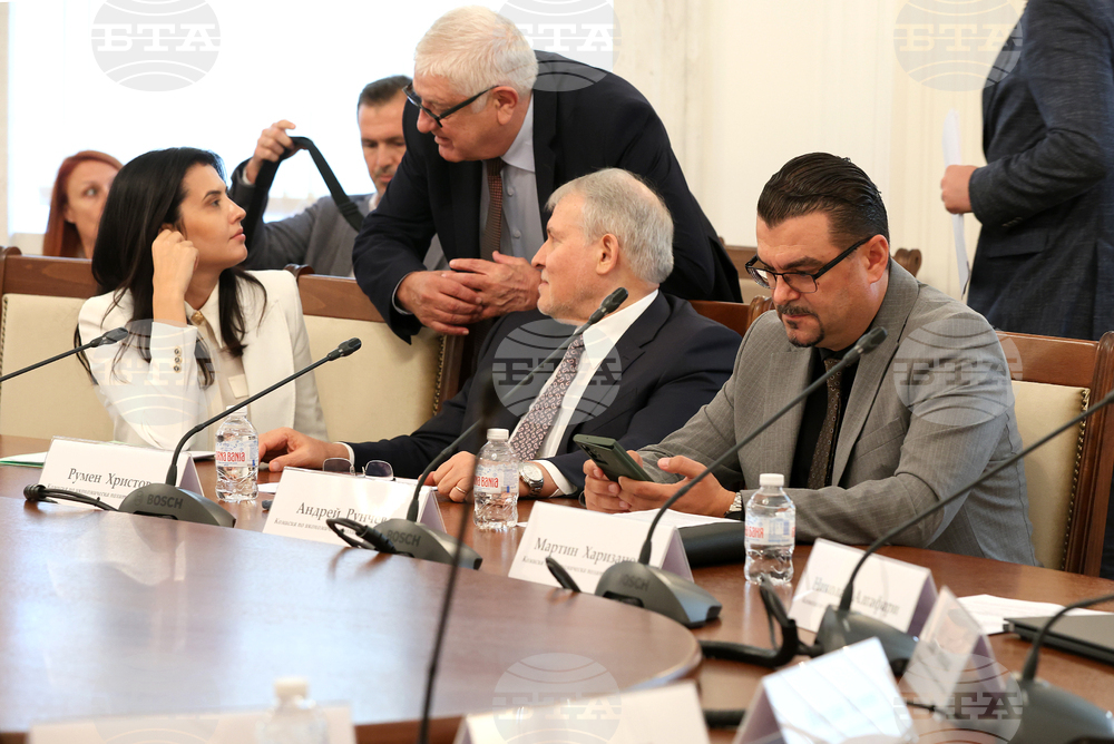 Парламент - Подкомисия за контрол върху управлението на средствата от европейските фондове - заседание