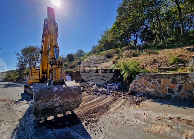 Бургас - Морска градина - укрепване на свлачище