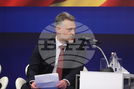 Светлозар Елдъров - Национална конференция - добросъседски отношения