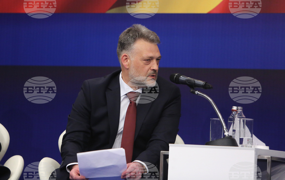 Светлозар Елдъров - Национална конференция - добросъседски отношения