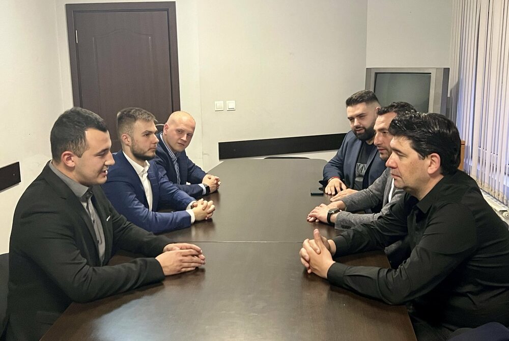 Иван Таков се срещна с ръководството на младите социалисти в БСП – София