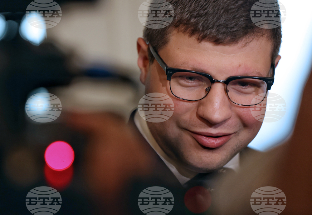 Парламент - Атанас Михнев