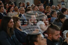 „Записки по едно предателство“ - филм - премиера