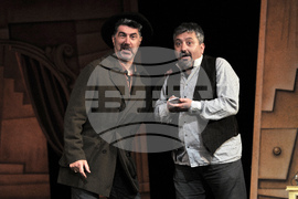 Бургас - „Службогонци“ - опера