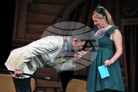 Бургас - „Службогонци“ - опера