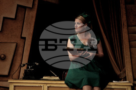 Бургас - „Службогонци“ - опера