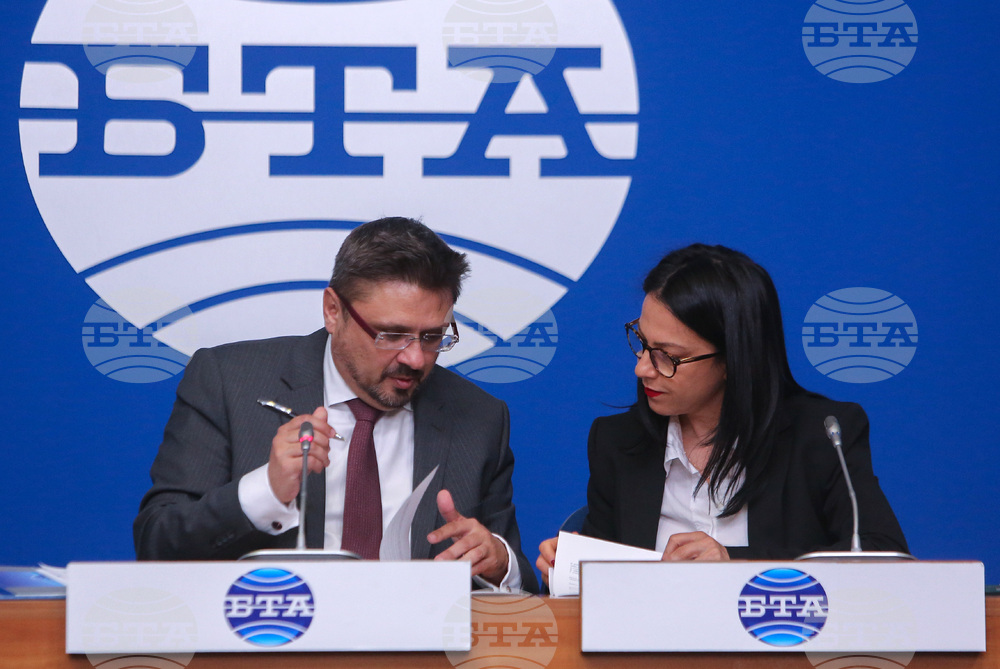 Национален пресклуб на БТА - договор - БТА - АТА - подписване