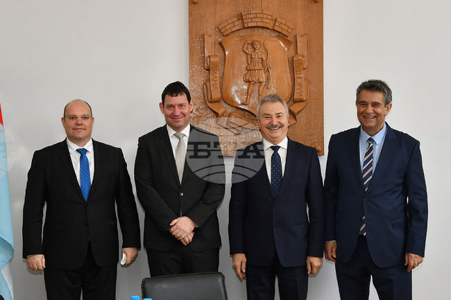 Посланиците на Словения, Словакия и Кипър посетиха Монтана и разговаряха с кмета Златко Живков