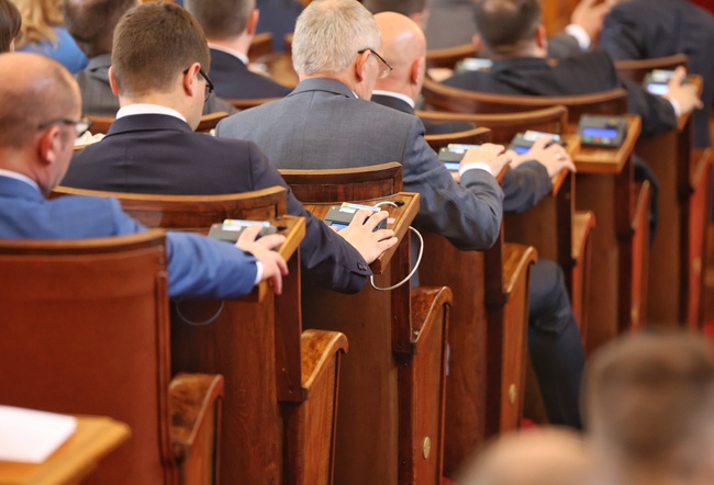 Представители на екоорганизации призоваха депутатите да гласуват в подкрепа на двуинстанционното обжалване