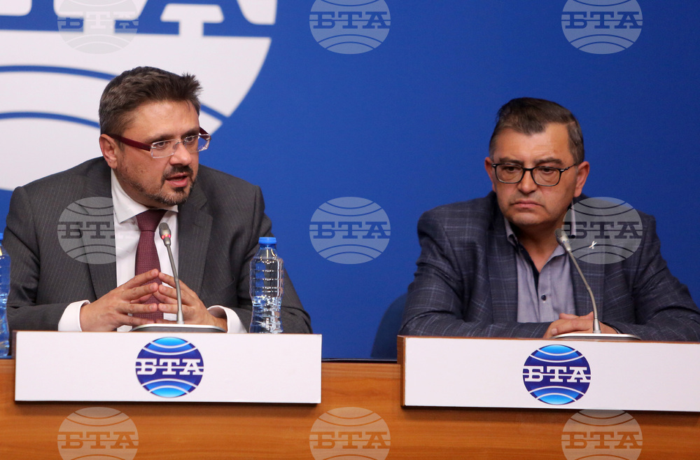 Национален пресклуб на БТА - договор - БТА - БАТОК - подписване