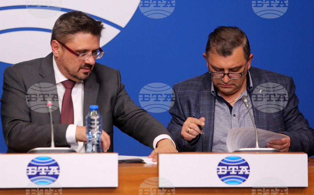 Национален пресклуб на БТА - договор - БТА - БАТОК - подписване