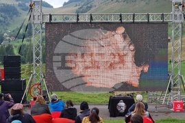 Румъния - Чарли Отли