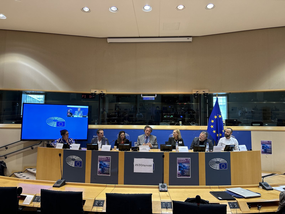 Иво Христов: Внедряването на изкуствен интелект в образованието трябва да става предпазливо