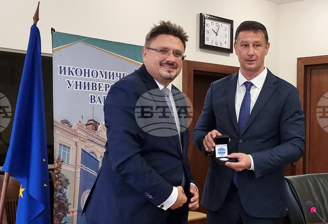  Варна - Икономически университет - БТА - договор