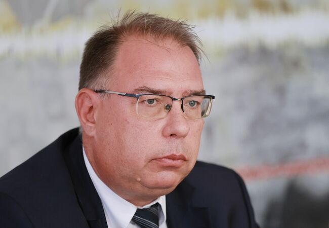 От боб и царевица през цветни бюлетини - как се е променило гласуването през годините, разказа председателят на ДА „Архиви“ Михаил Груев