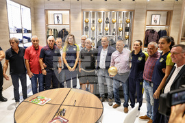 Пловдив - Христо Стичков - магазин - откриване