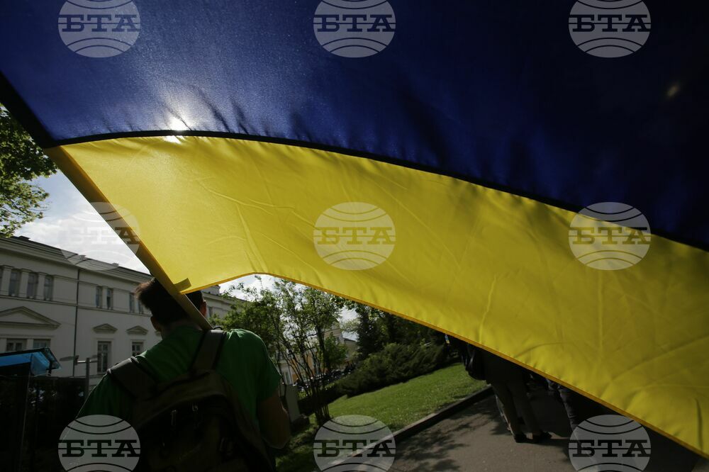 Constitutional Court Drops Case against Military Aid to Ukraine