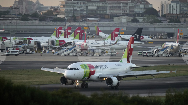 „Луфтханза“ обяви официално интереса си към португалския авиопревозвач „ТАП Еър“, който е в процес на приватизация