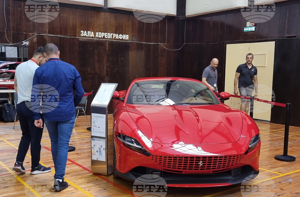 Варна - изложение - автомобили
