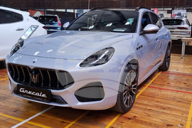 Варна - изложение - автомобили