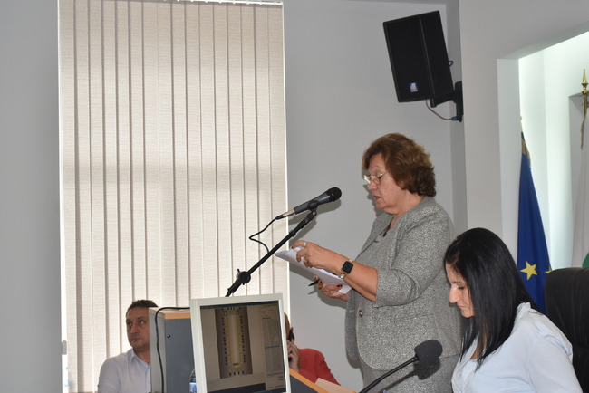 Общинските съветници на Ловеч приеха бюджетната прогноза за периода 2024-2026 