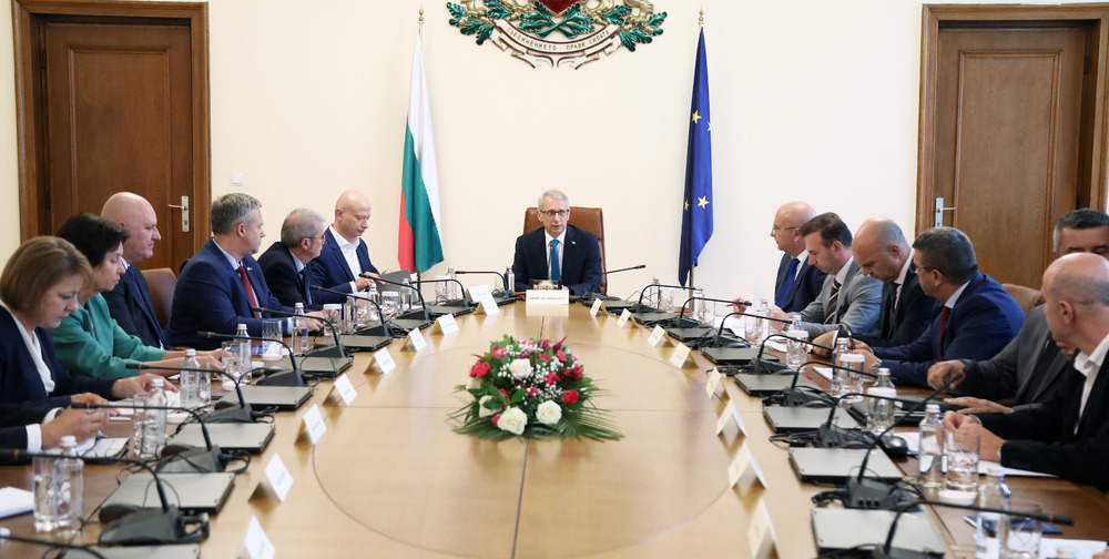 Министерски съвет: Училищните директори ще имат достъп до регистър на наркоразпространителите