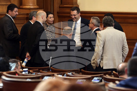 Парламент - извънредно заседание
