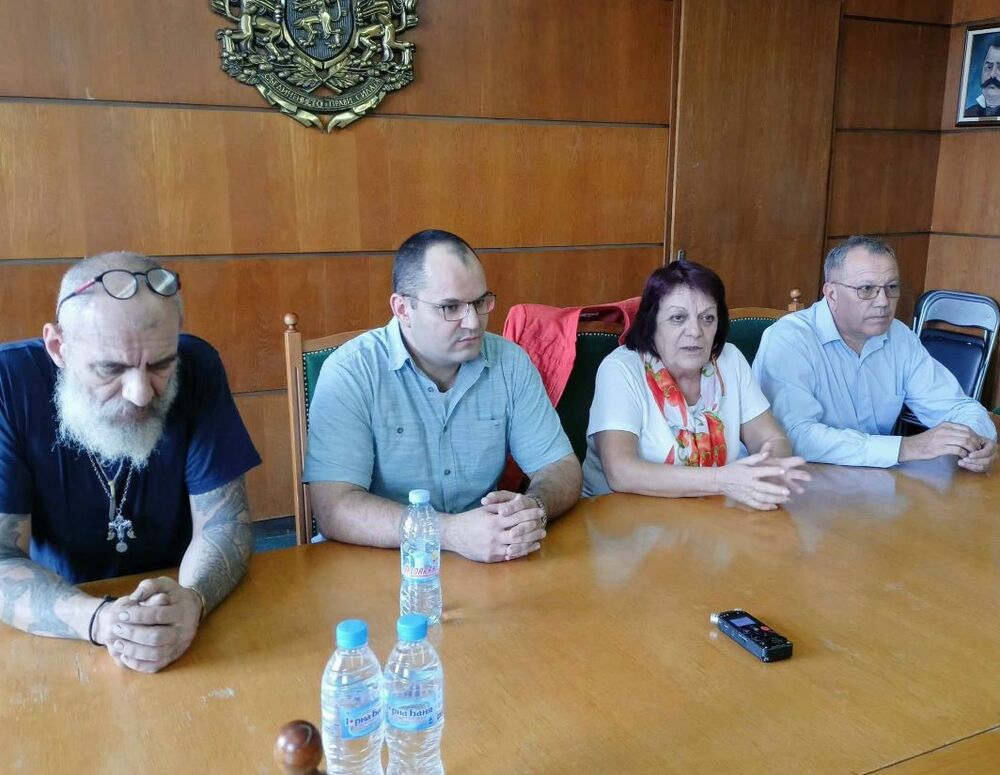 Община Плевен: Временно се ограничава възможността за плащания в общинската Дирекция „Приходи от местни данъци и такси”