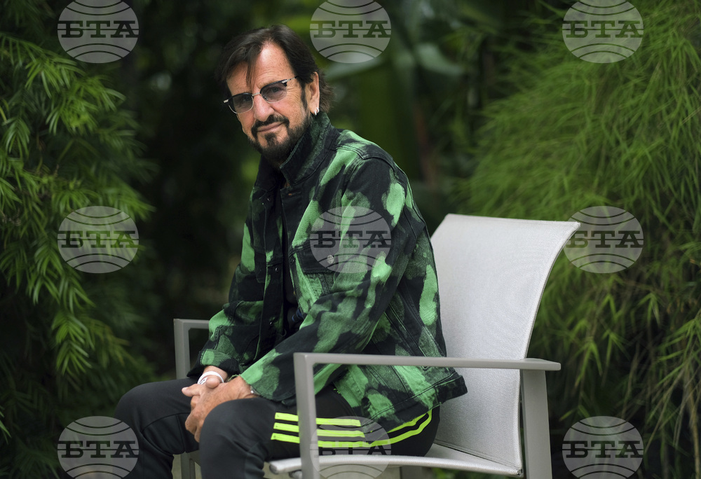 Ринго Стар издава мини албум
