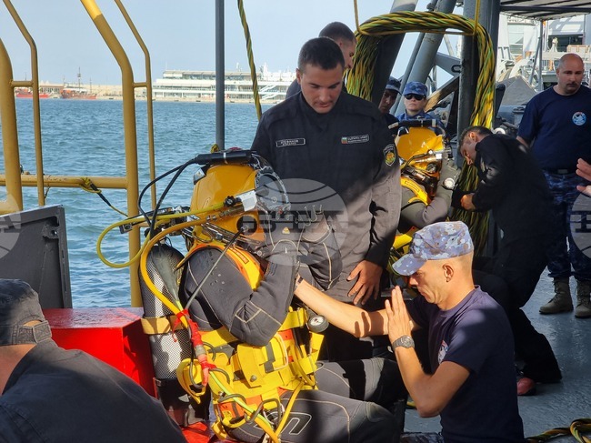 Военнослужещи от осем държави участват във водолазното учение „Тритон 2025“