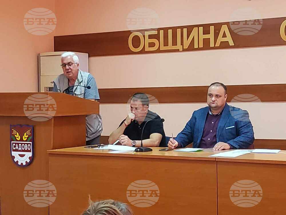 НАПОС: По предложение на председателя си, Общински съвет-Садово прие декларация против добиването на инертни материали от река Марица