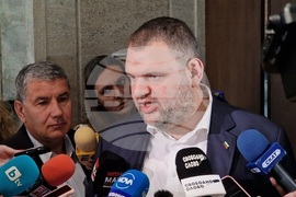 Парламент - Делян Пеевски