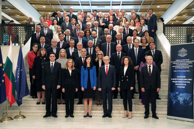 Премиерът акад. Денков: Работим за намаляване на неравенствата