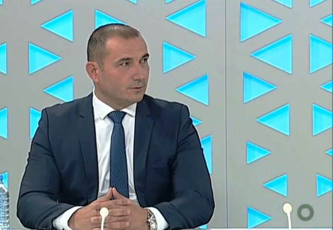 В понеделник ще бъде взето решение за проблема с мечките, които слизат в селата в Национален парк "Маврово" в Северна Македония
