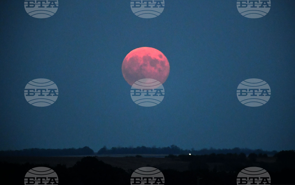 Село Китанчево - суперлуна