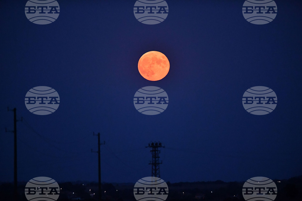 Село Китанчево - суперлуна