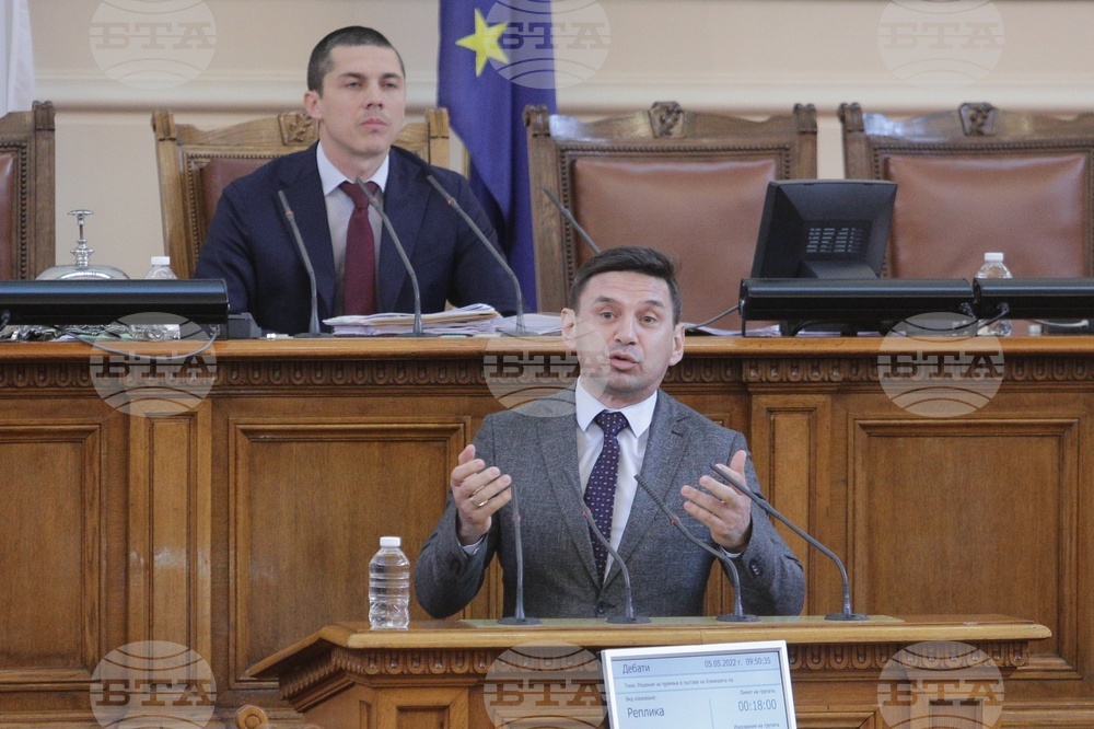 Парламент - Халил Летифов - заседание
