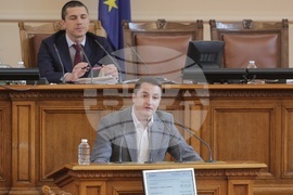Парламент - Явор Божанков - заседание
