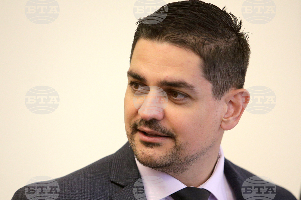 Радостин Василев за споразумението с ЦСКА: "Интересът на държавата е гарантиран"