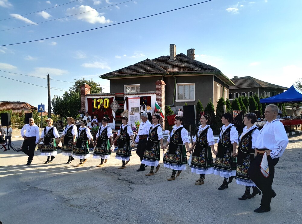 Община Видин: Читалището в село Майор Узуново отбеляза 120 години от създаването си