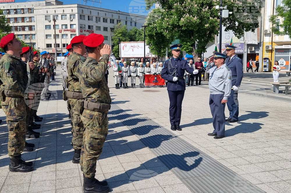 Плевен - военен ритуал - Гергьовден