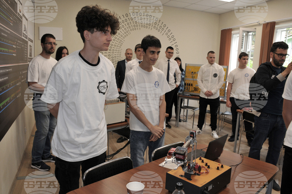 Бургас - гимназия по механоелектротехника - иновативен център