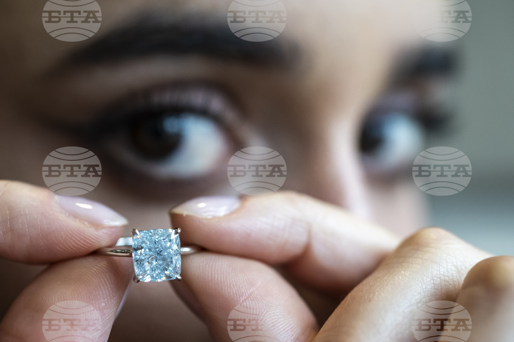 Бижута за милиони ще бъдат предложени на предстоящите търгове на "Сотбис" и "Кристис" в Женева