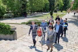 Кърджали - Паметник на освободителите - почит 