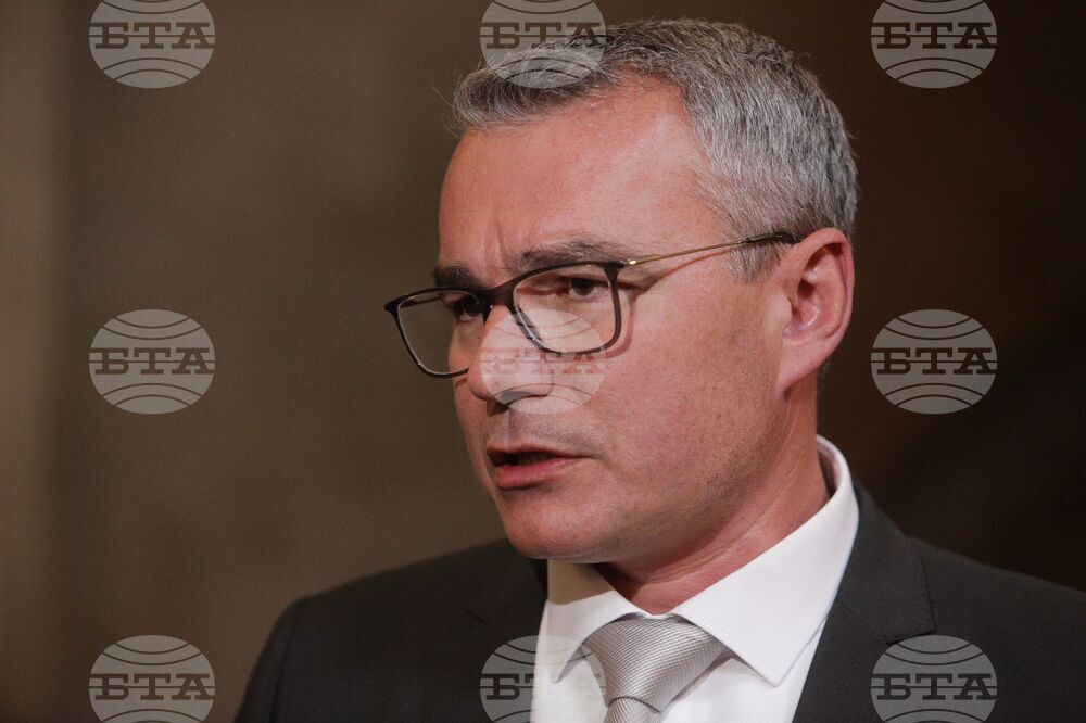 От Българската петролна и газова асоциация заявяват, че са неприятно изненадани от събитията около "Зара-Е" и Живодар Терзиев