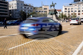 Жълти павета - пуснато движение