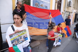 Протест - подкрепа на арменците от Нагорни Карабах