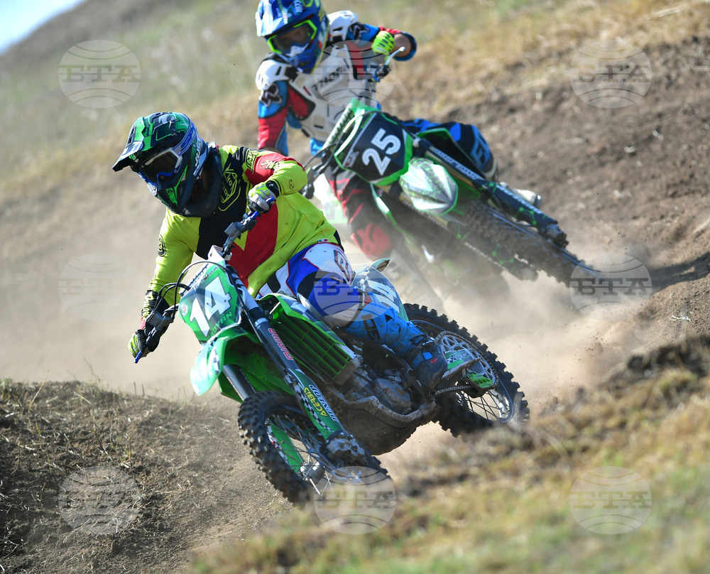 Град Главиница - мотокрос