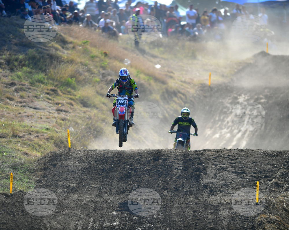 Град Главиница - мотокрос